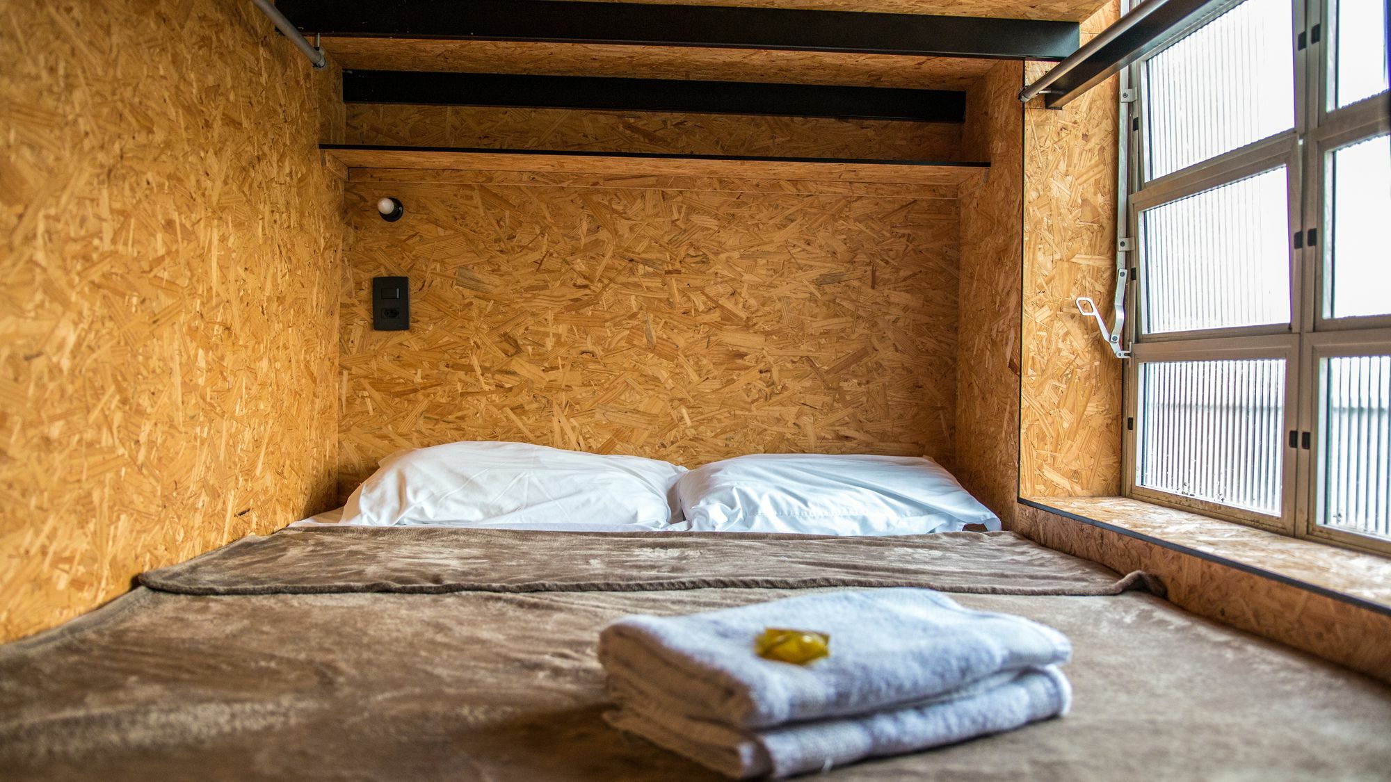 Eco Box Hostel ฟลอเรียนอโปลิส ภายนอก รูปภาพ